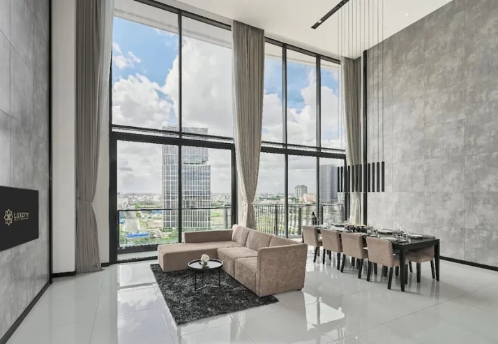 LUXCITY HOTEL & APARTMENT
