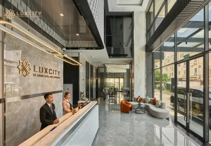 LUXCITY HOTEL & APARTMENT